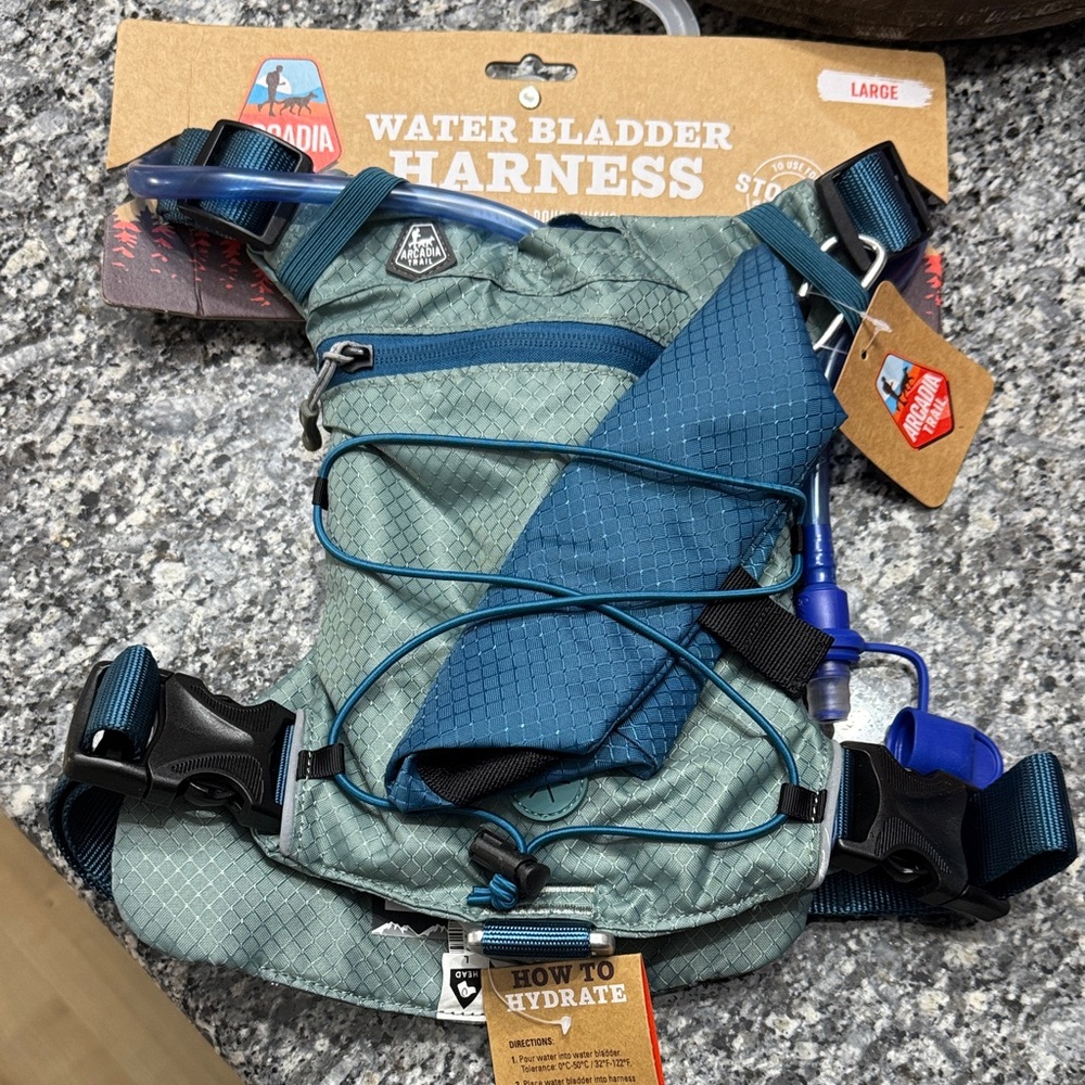 Arcadia Teal and Blue Hydration Harness and canvas bowl.  Harness is large